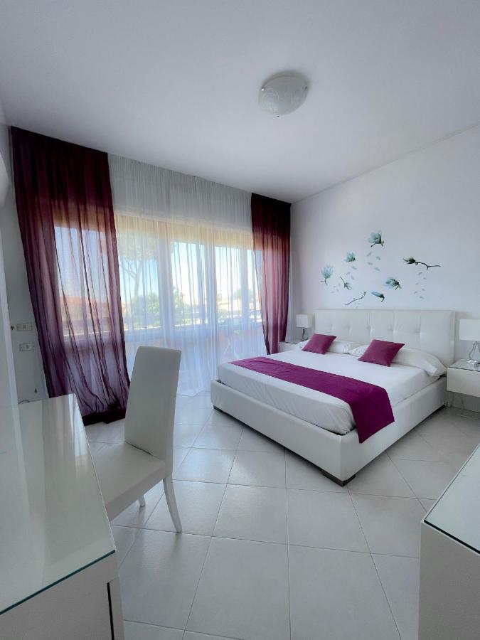Resort La Magnolia Άντζιο Εξωτερικό φωτογραφία