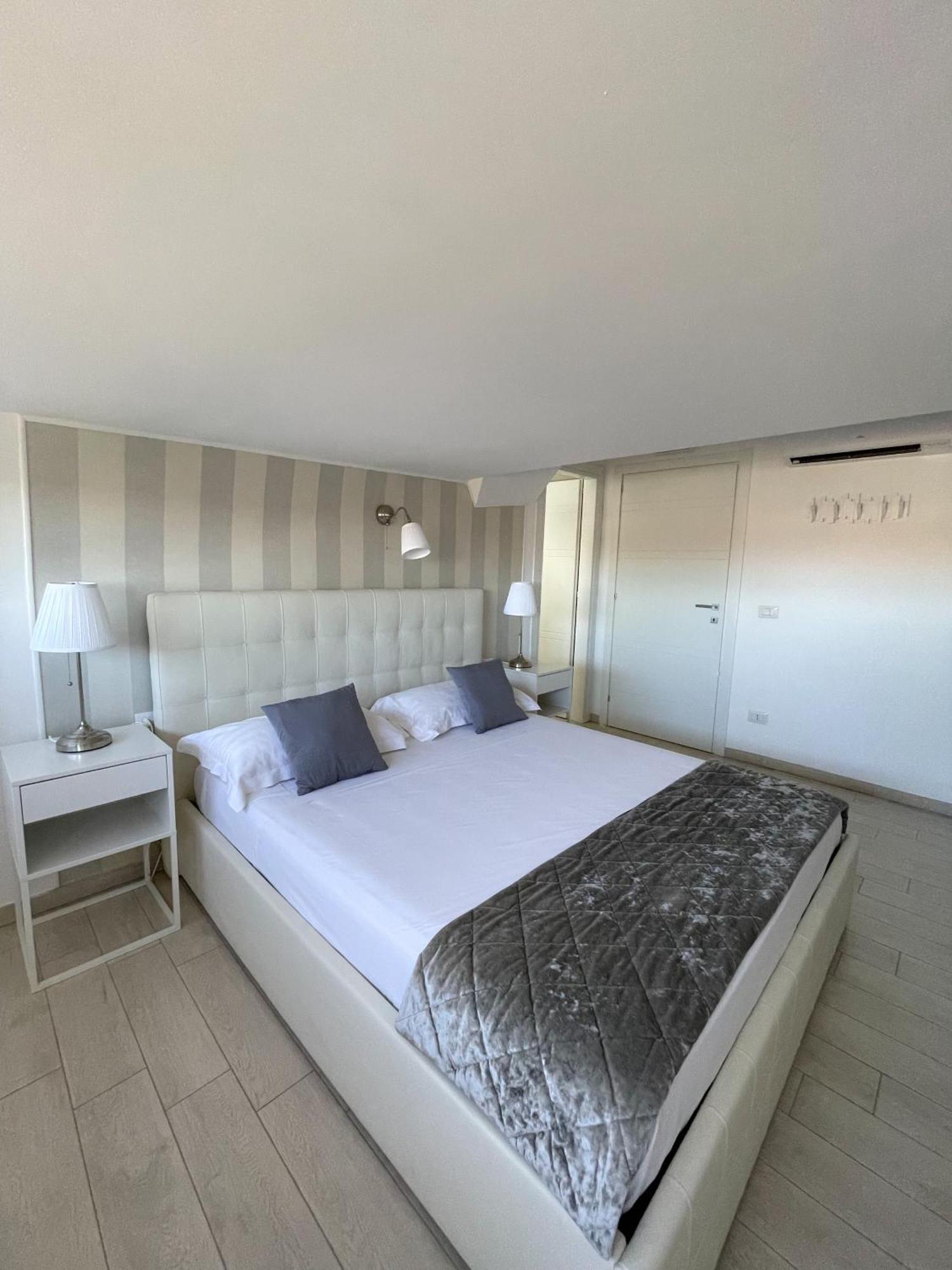 Resort La Magnolia Άντζιο Εξωτερικό φωτογραφία