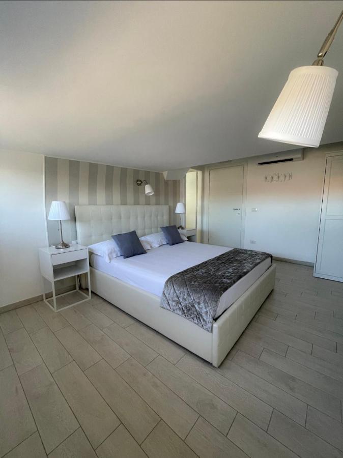 Resort La Magnolia Άντζιο Εξωτερικό φωτογραφία