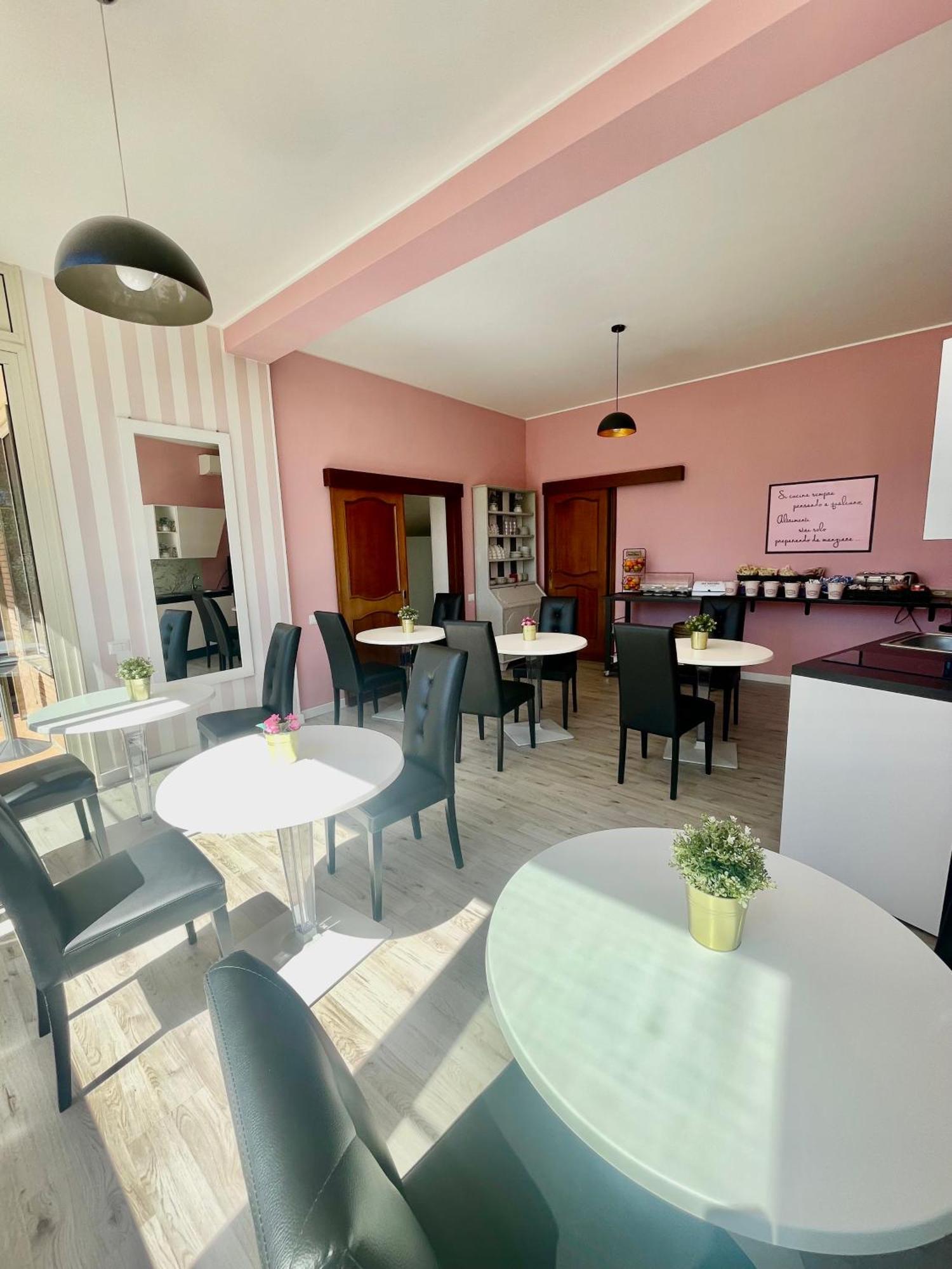 Resort La Magnolia Άντζιο Εξωτερικό φωτογραφία