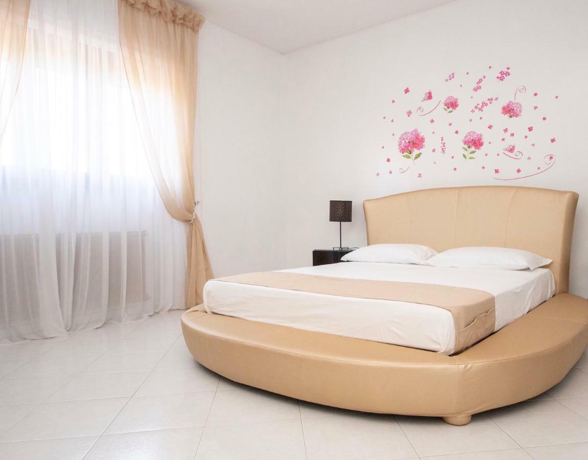 Resort La Magnolia Άντζιο Εξωτερικό φωτογραφία